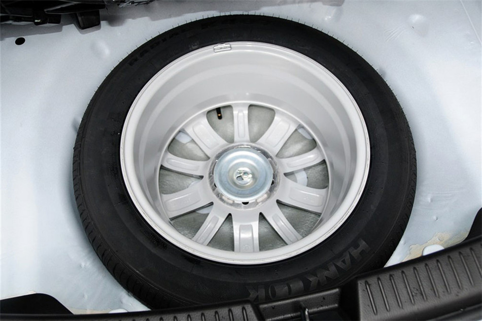 Դ6 2012 2.0L AT ʱ ϸ