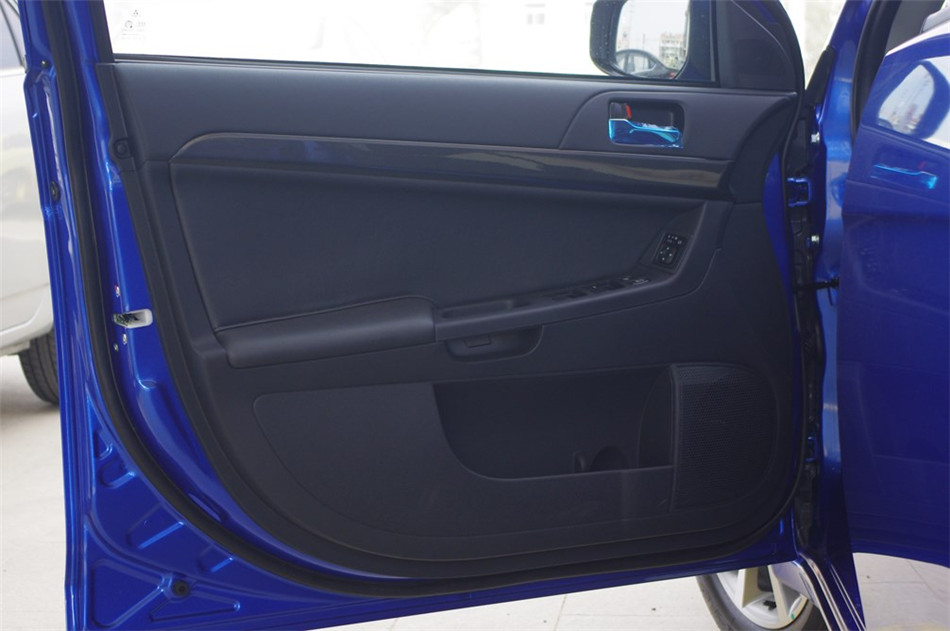 2013˼1.8L MT ֶ V