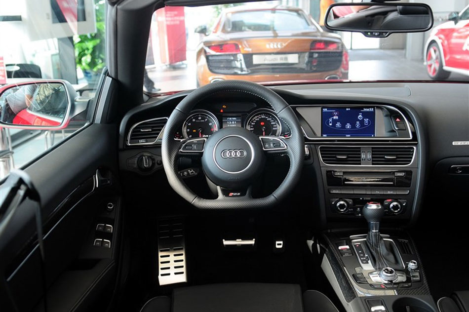 2013µRS5 Cabriolet