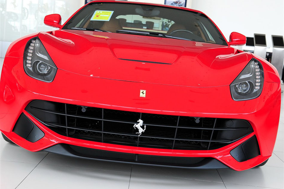 F12 berlinetta 2013 ϸ