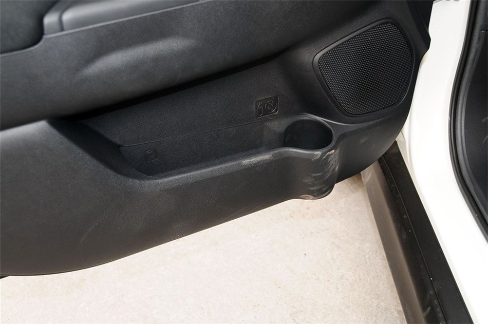 2013 1.6L MT ׼ οռ