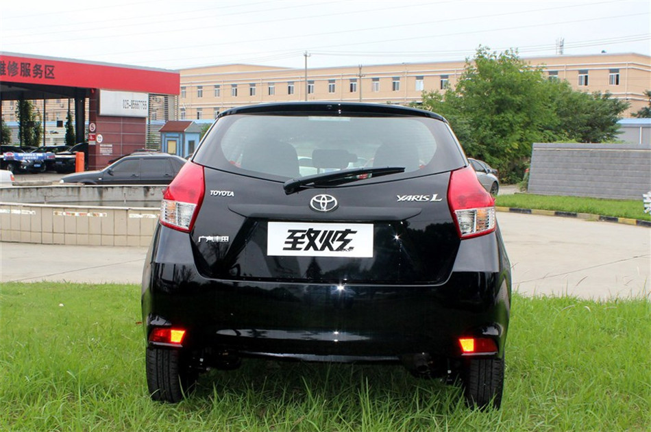 2014YARiS L 1.3LԶȶ