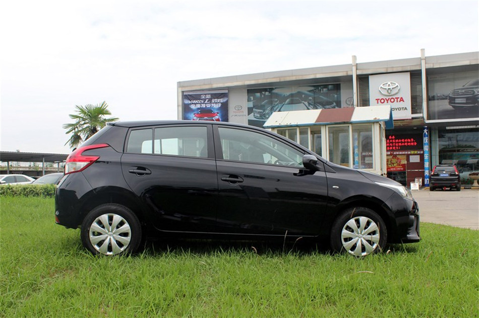 2014YARiS L 1.3LԶȶ