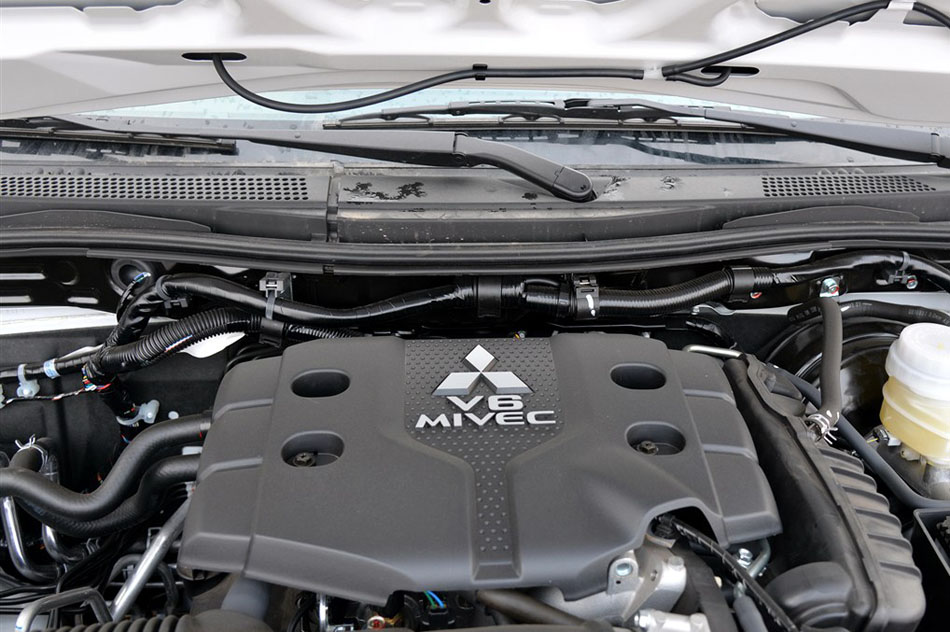 2015 3.0L Զ콢 