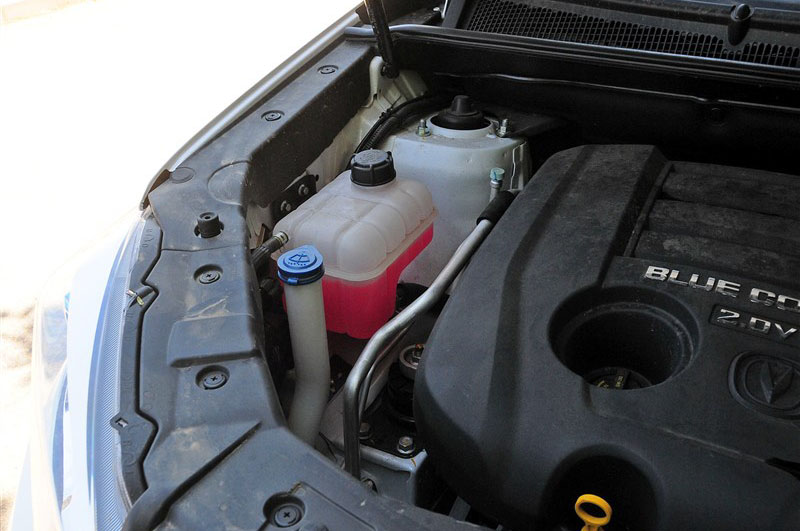2014 2.0L ֶ