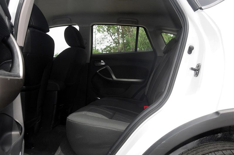 2014 1.6L ֶ