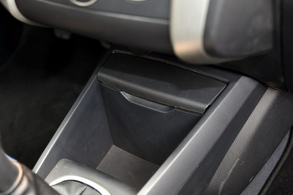 2015 1.6L ֶ 