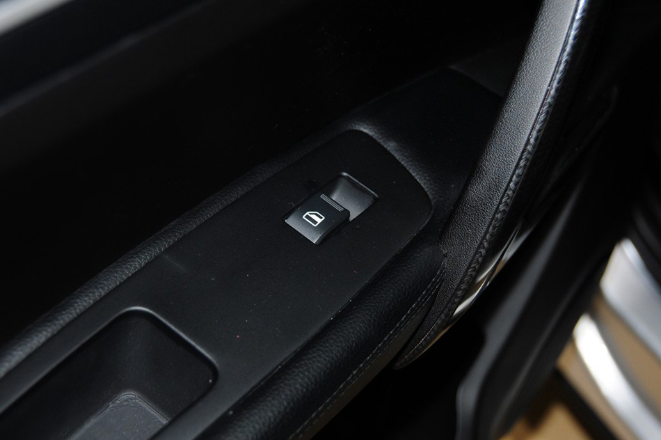 2013 MT οռ
