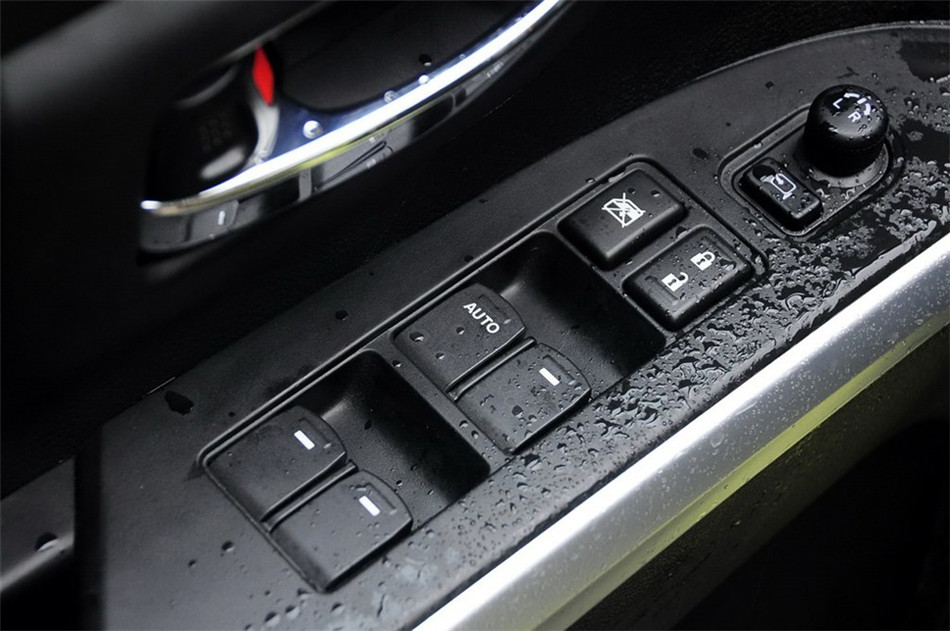 2014 1.6L CVT οռ
