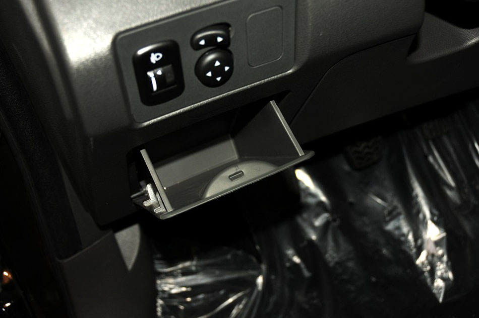 2014 1.5L ֶӢ 
