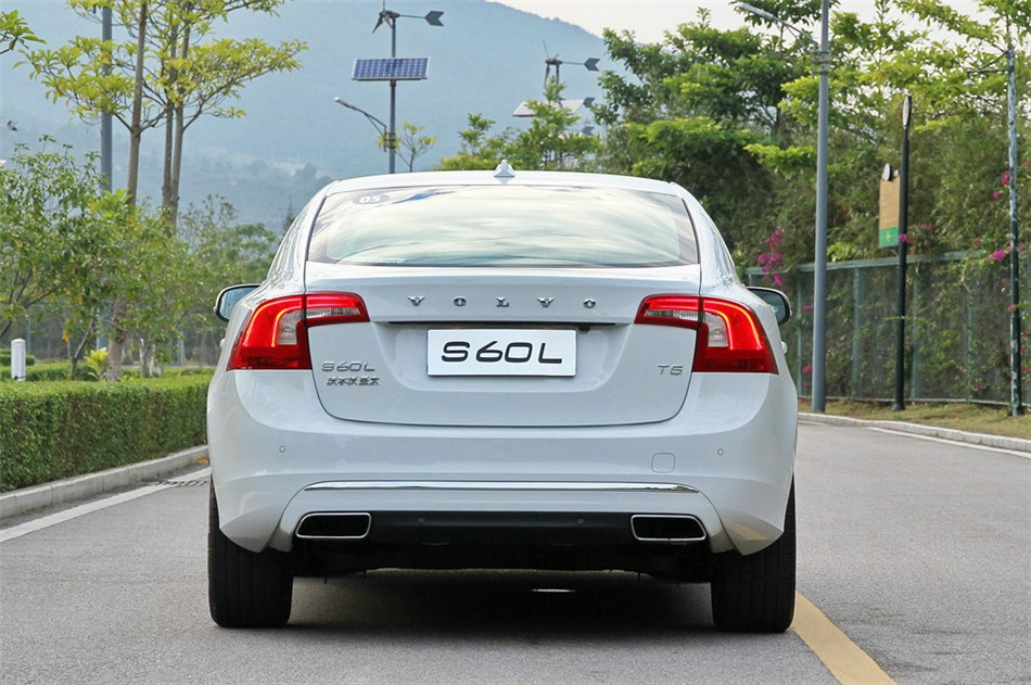 2014ֶS60L 2.0TԶT5Ԧ