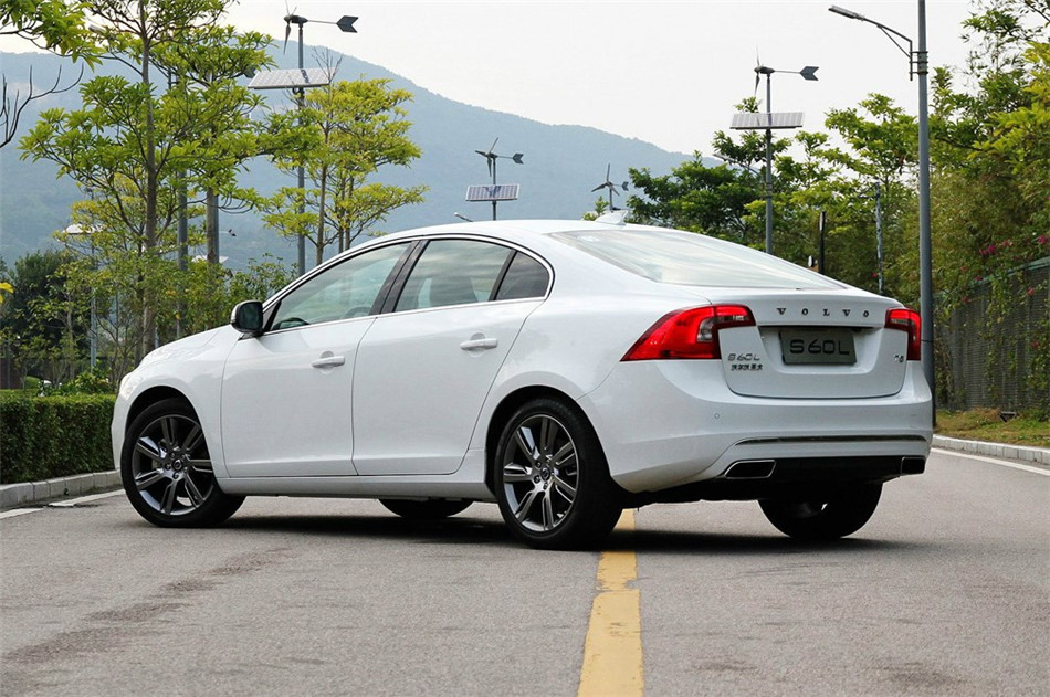 2014ֶS60L 2.0TԶT5Ԧ