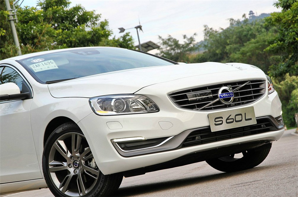 2014ֶS60L 2.0TԶT5Ԧ