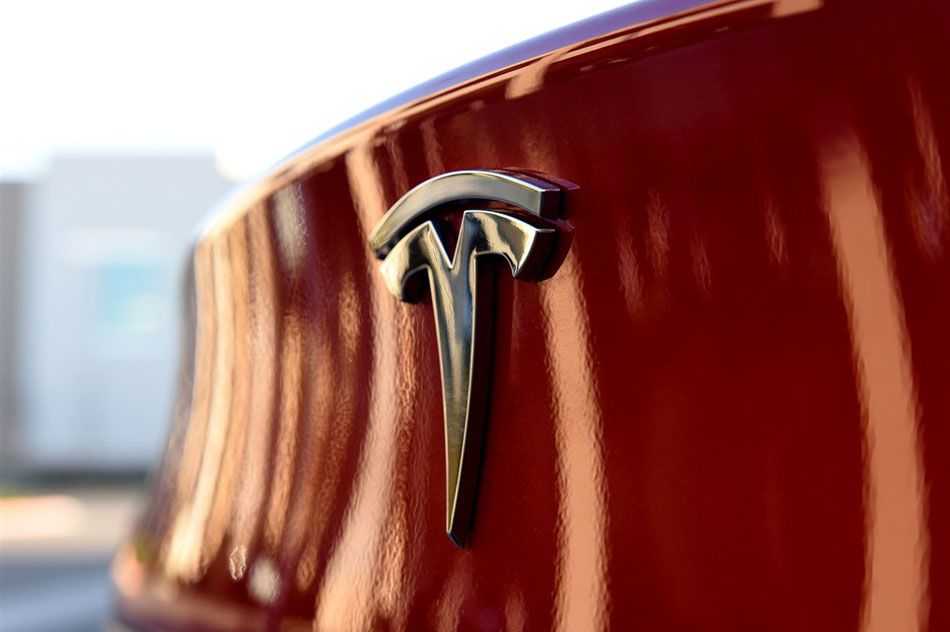 2015 MODEL S 85D ϸ