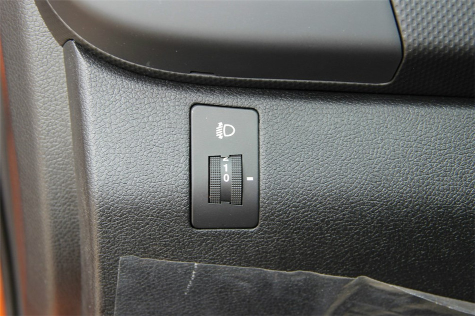 2014 1.6L AT TOP 