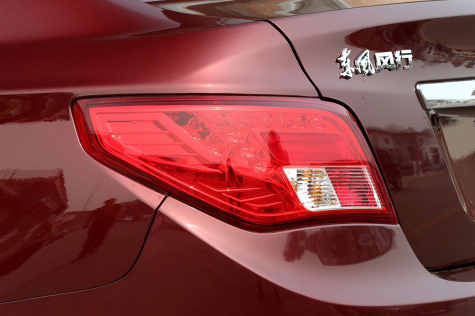 2014 1.6L Զ 