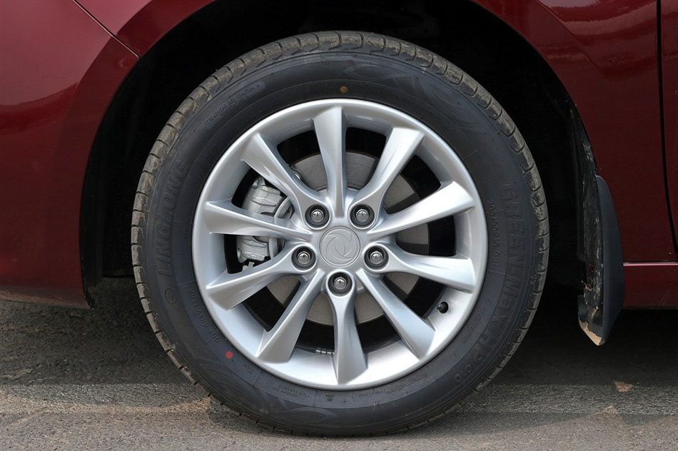 2014 1.6L Զ 