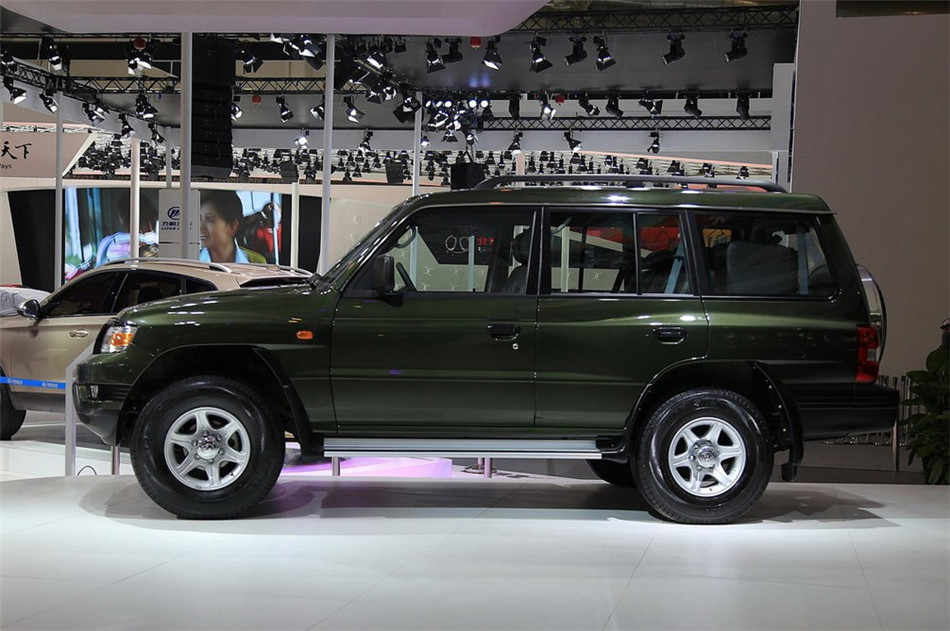 ԱQ6 2014 MT  