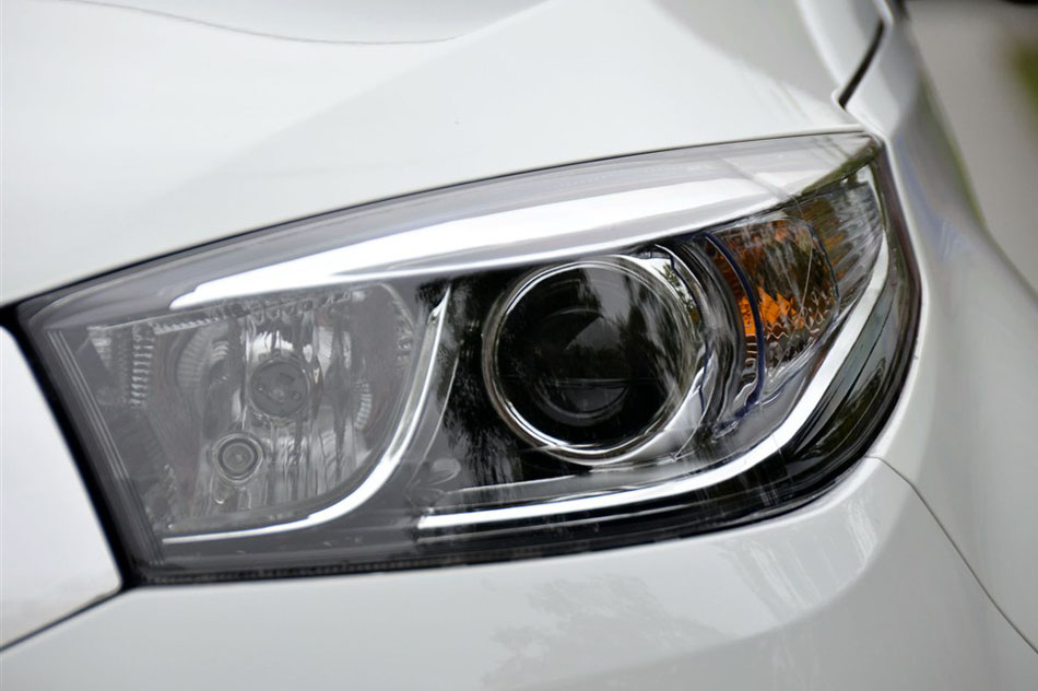 2014 1.6L ֶ 