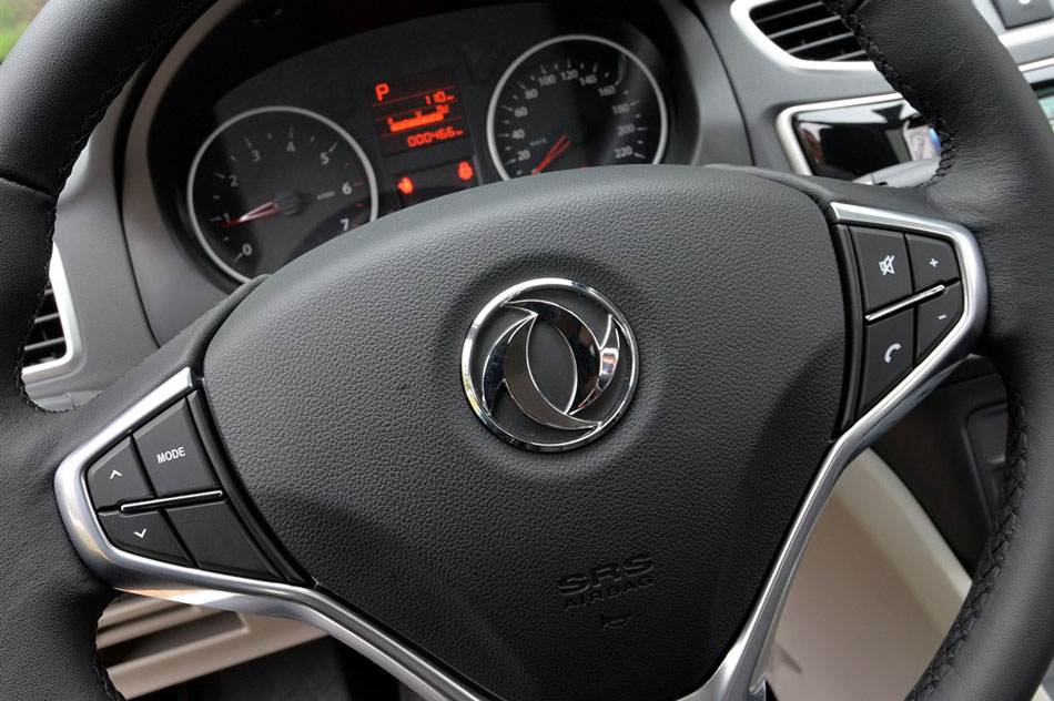 2015 1.8L Զ 