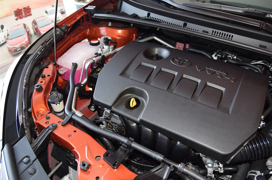 2015 1.6G CVTɫ 