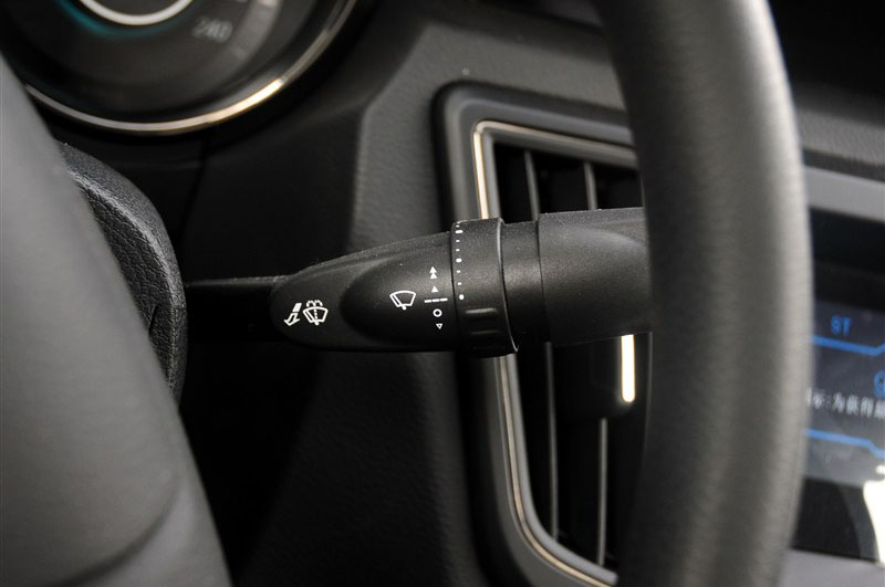 2014 1.5L ֶ׼