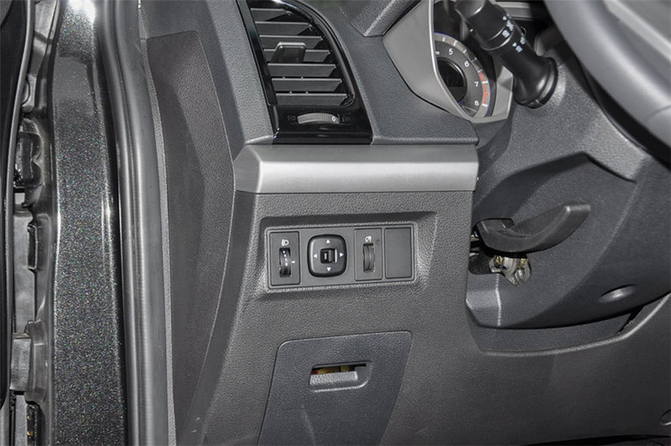 2014 1.5L MT  