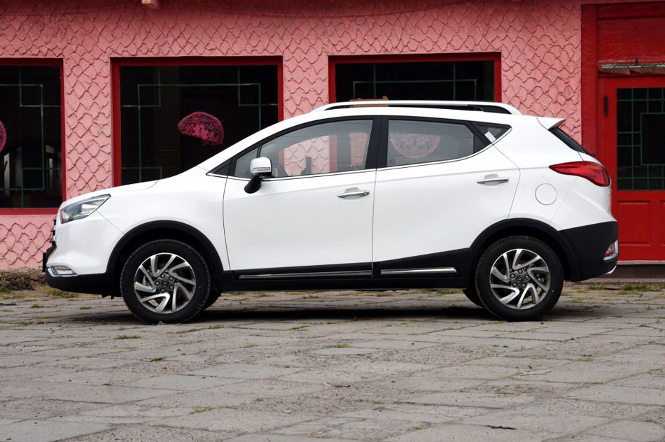 2016 1.5L ֶ 