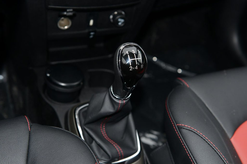 2016  1.5L ֶ 