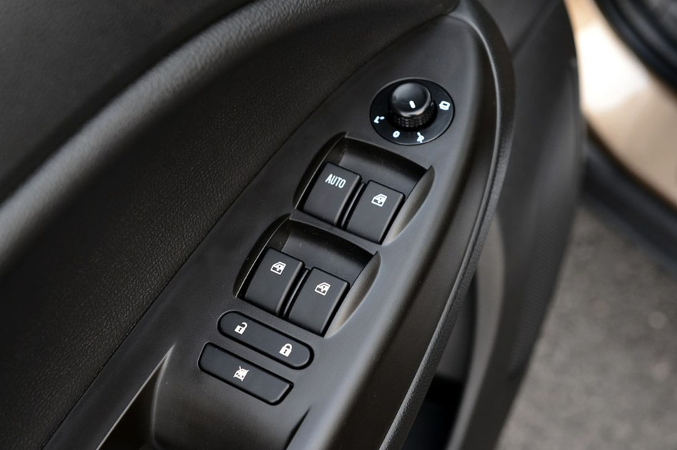 2015 1.8L Զ οռ