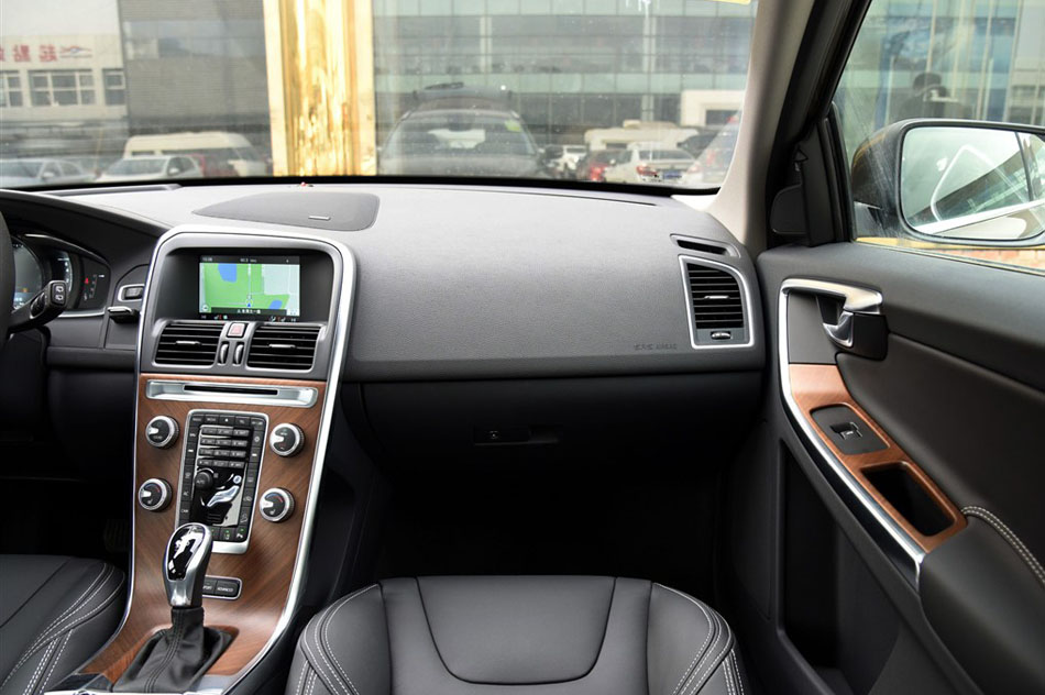 2015 2.5T T6 AWD Խ 
