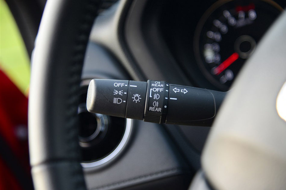 2015 1.8L VTi CVT 