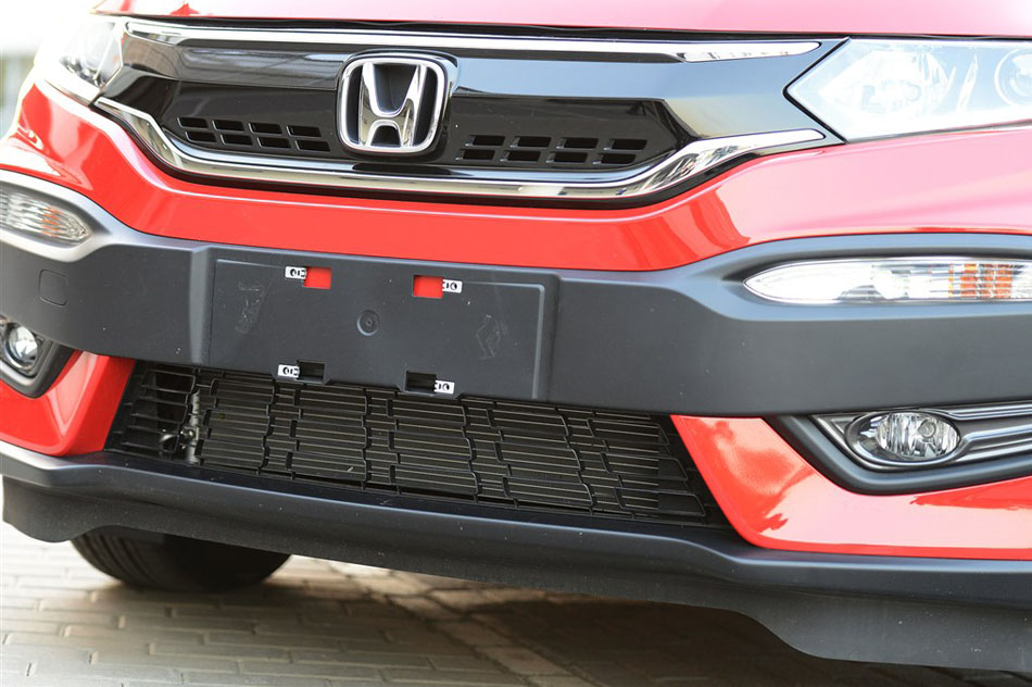 2015 1.8L VTi CVT ϸ