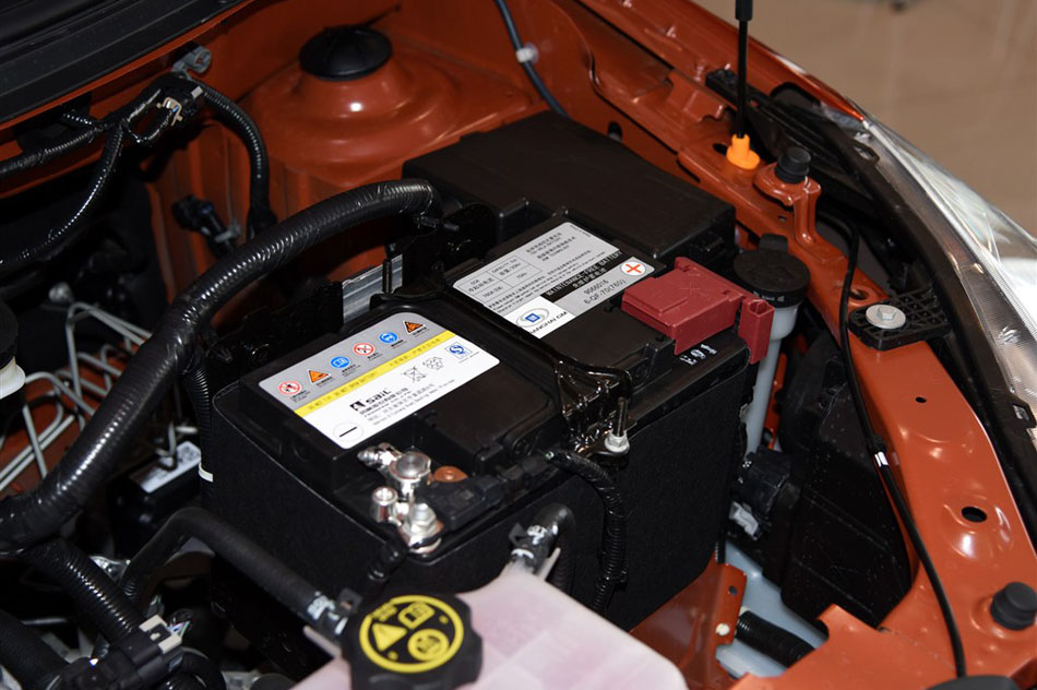 2015 ŷ3 1.3L ֶ 