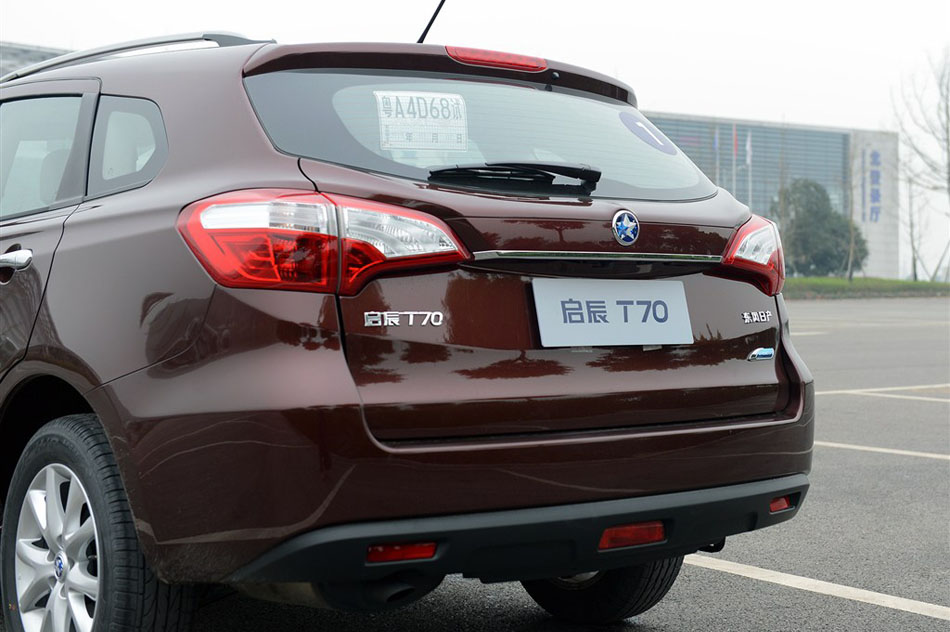 2015 2.0L CVT ϸ