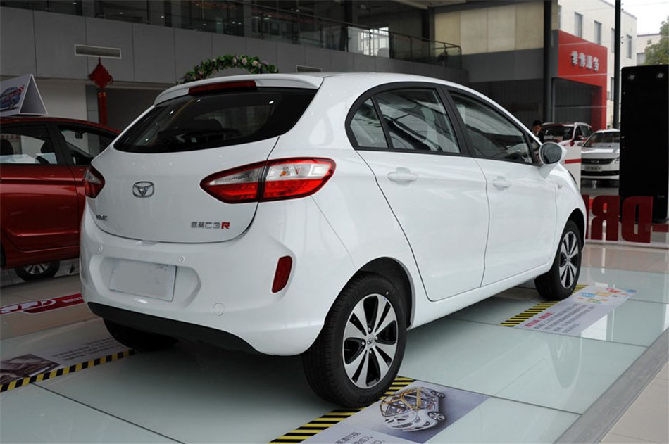 2015 1.5L ֶ 