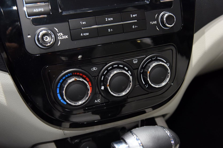 2015 1.6L CVT 