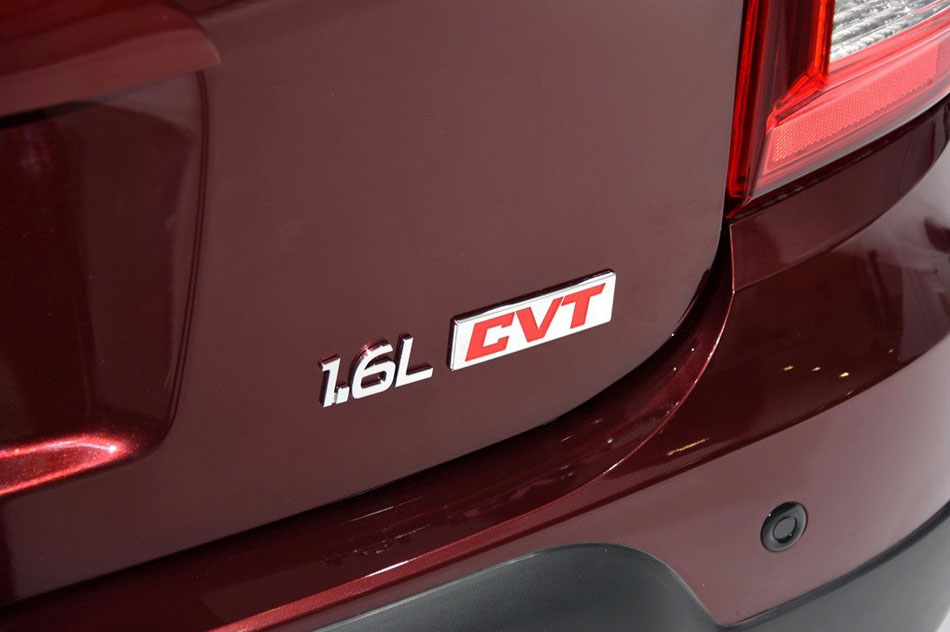 2015 1.6L CVT ϸ