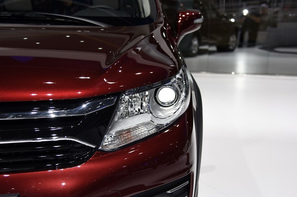 2015 1.6L CVT ϸ