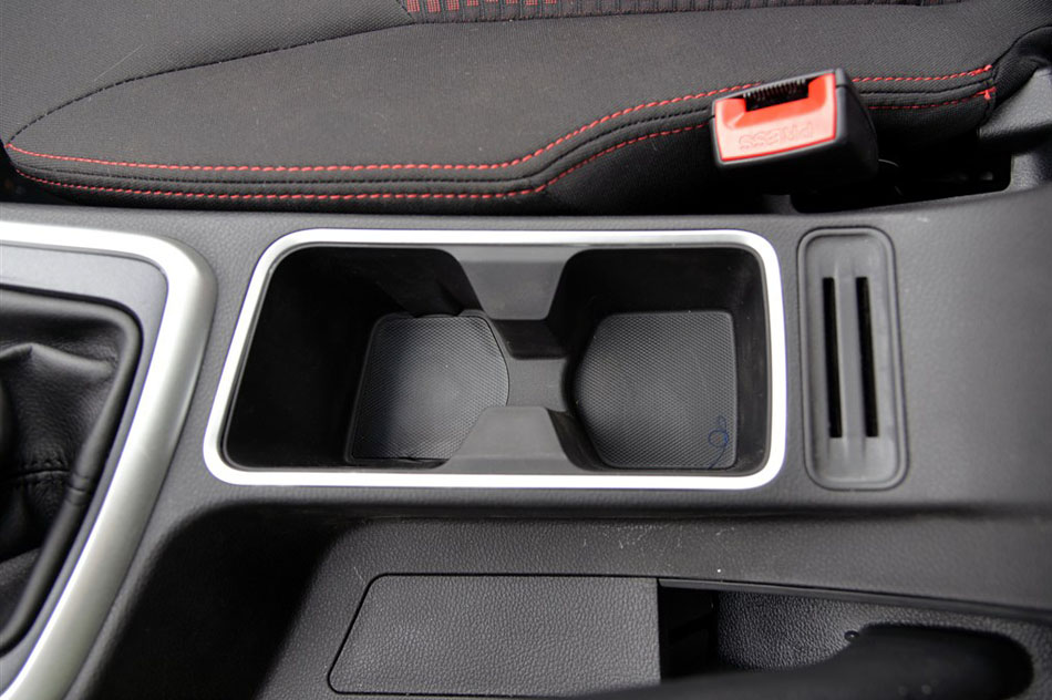 2015 1.8L ֶ 