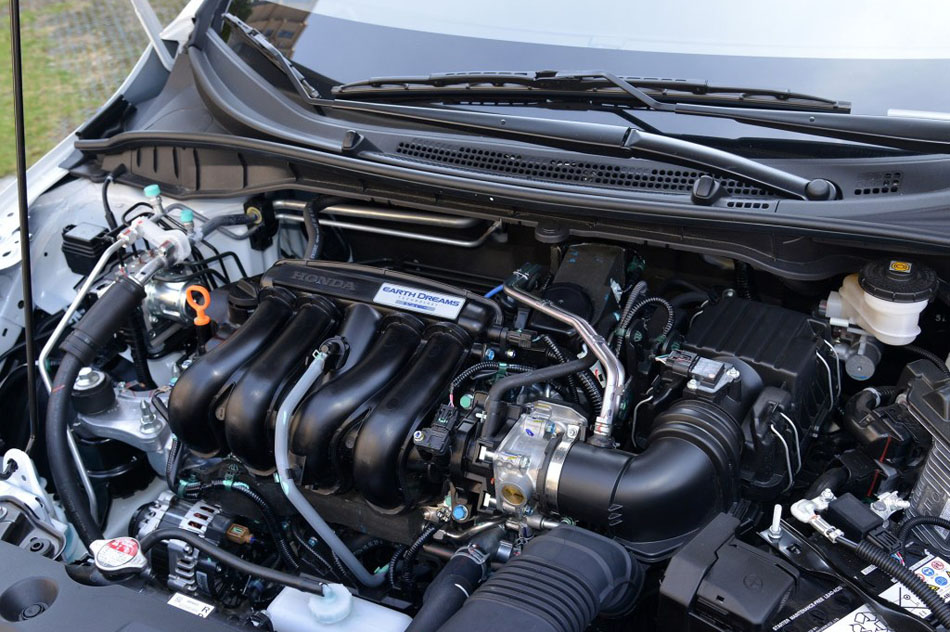 2016 1.5L CVT ϸ
