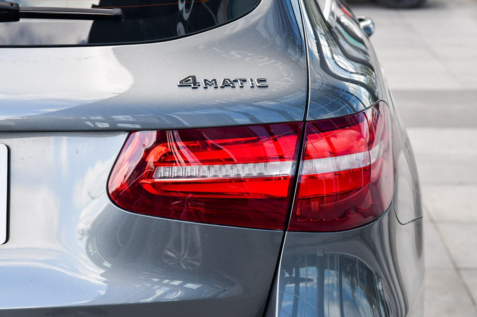 2019 GLC 260 4MATIC  ϸ