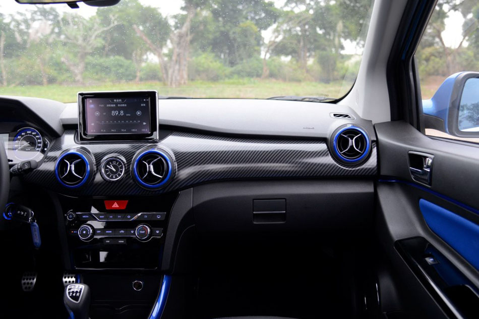 2015 1.5L ֶӢ 