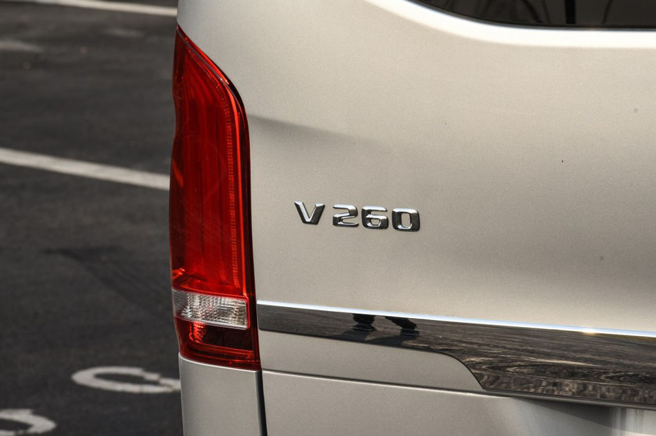 2016 V 260  ϸ