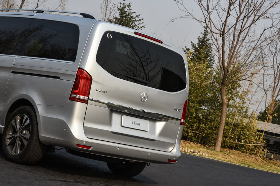 2016 V 260  ϸ