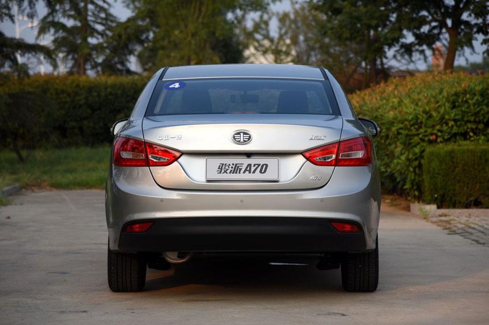 2016 1.6L Զ 