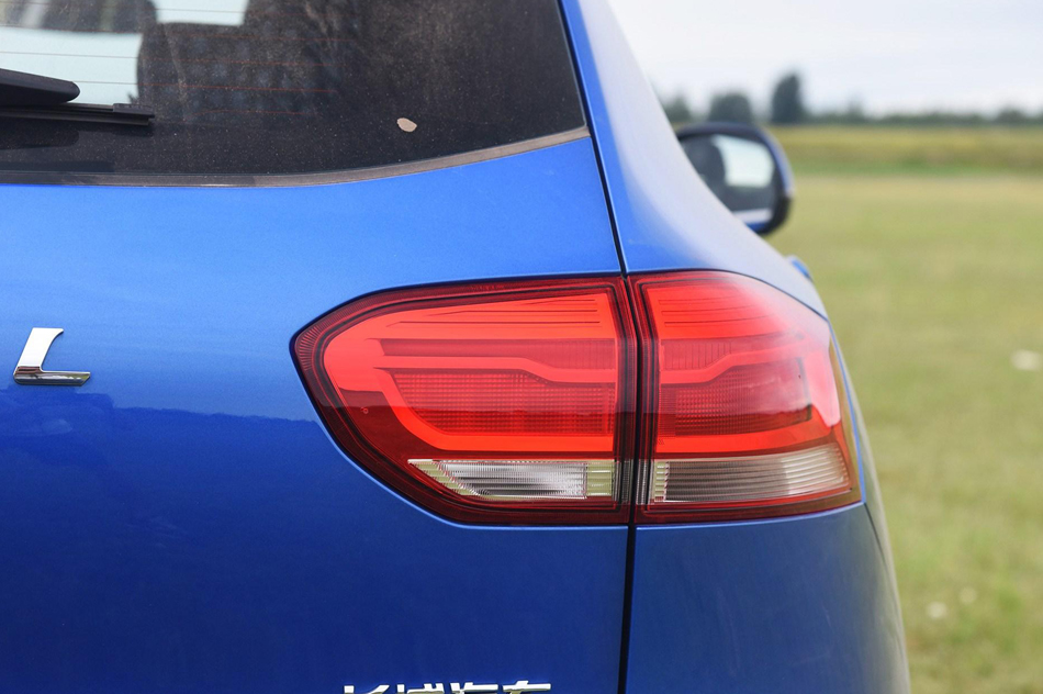 2018  1.5T ˫ ϸ