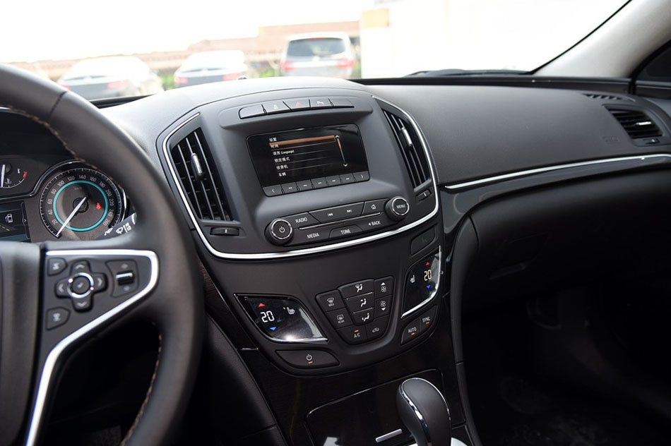 2015 2.0T GS˶ 