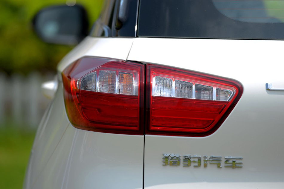 2017 1.5L CVT ϸ