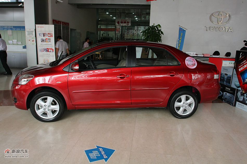2010GL-i 1.6ATر